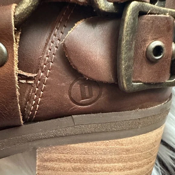 NWTS Dingo Brown Leather Buckle Heeled Harlee Motorcycle Boots Sz 9 - Picture 11 of 14